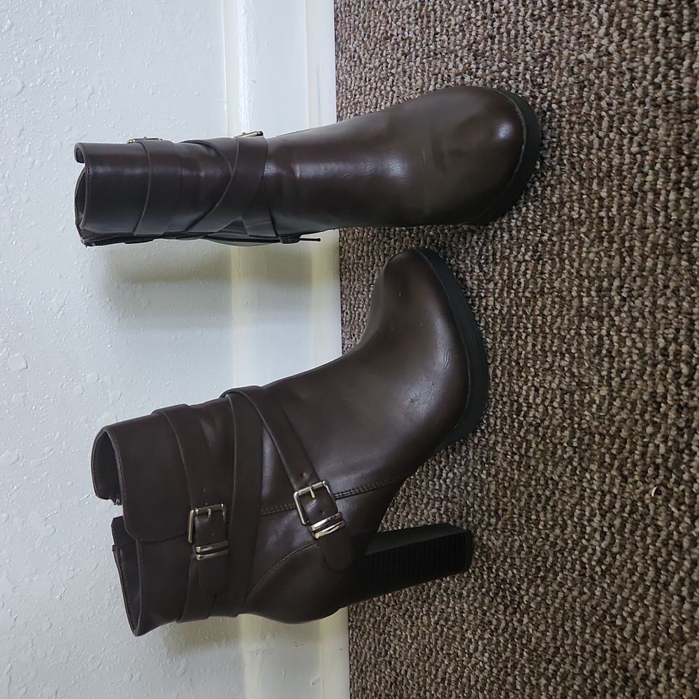 Brown forever 21 boots. Size 8.